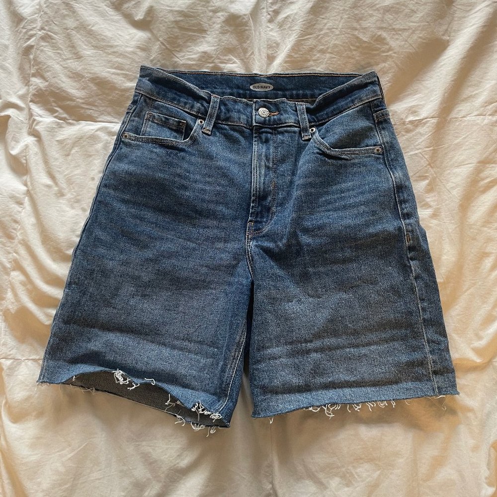 old navy // high rise denim shorts